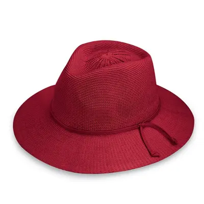 Victoria Fedora